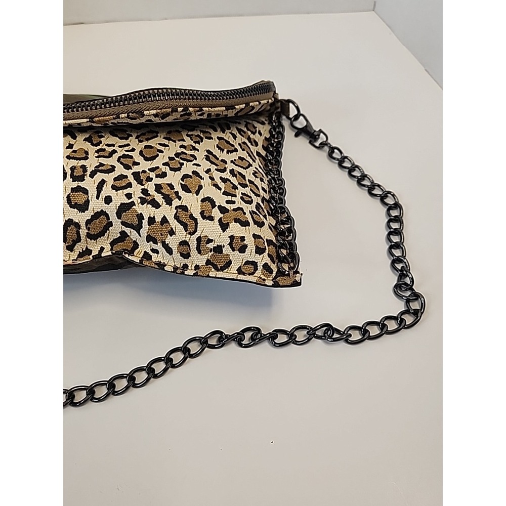 Deena & Ozzy Camouflage And Leopard Clutch Purse W/ Removable Chain Strap - Picture 3 of 16